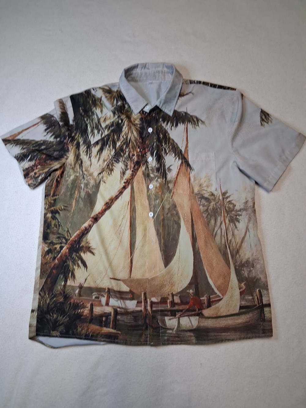 Men's Short-Sleeve Tropical Print Shirt in Beige and Olive